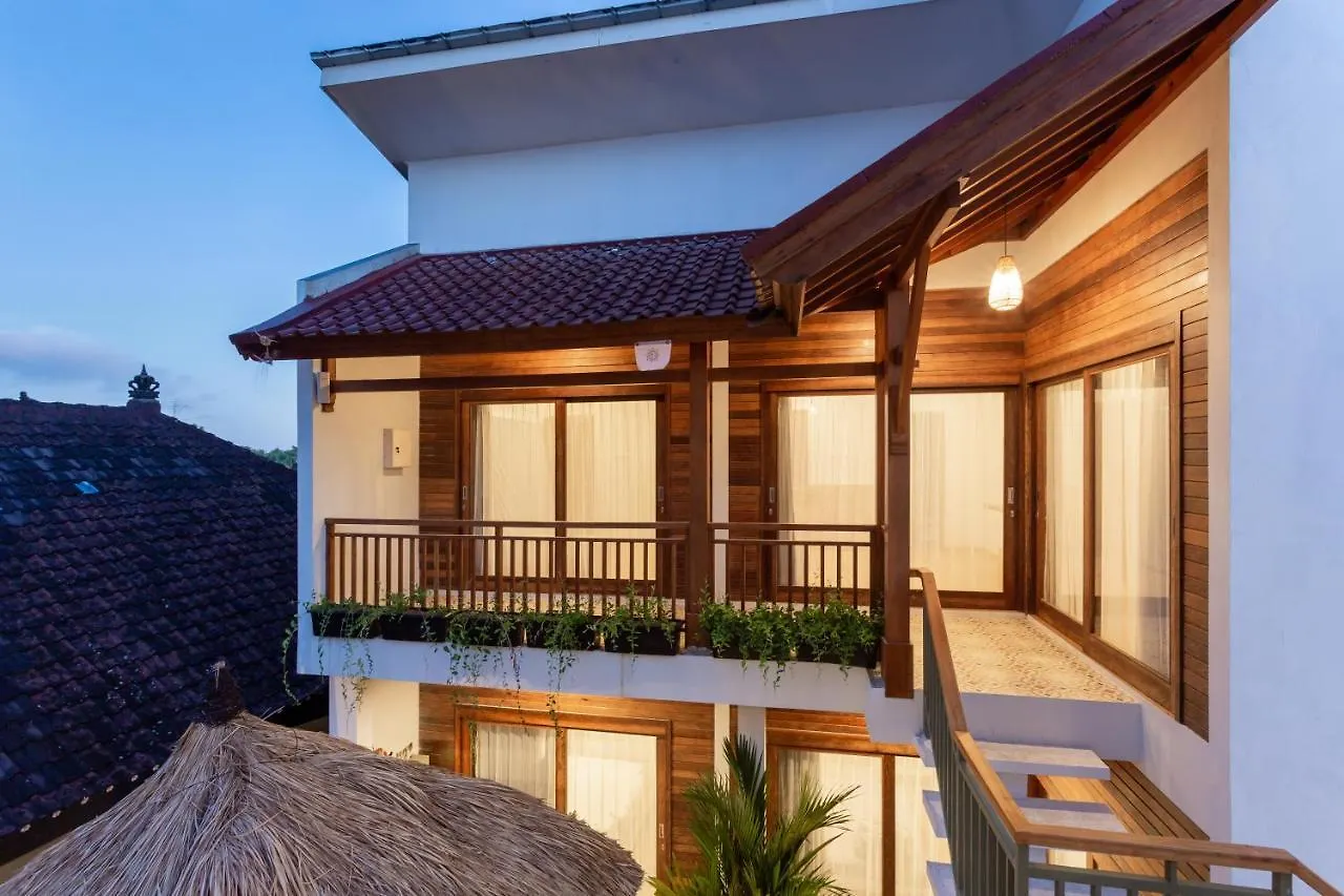 Paisa Ubud 0*,